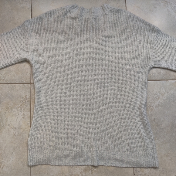 💎✨ Slouchy Waffle Knit Sweater - Picture 3 of 5